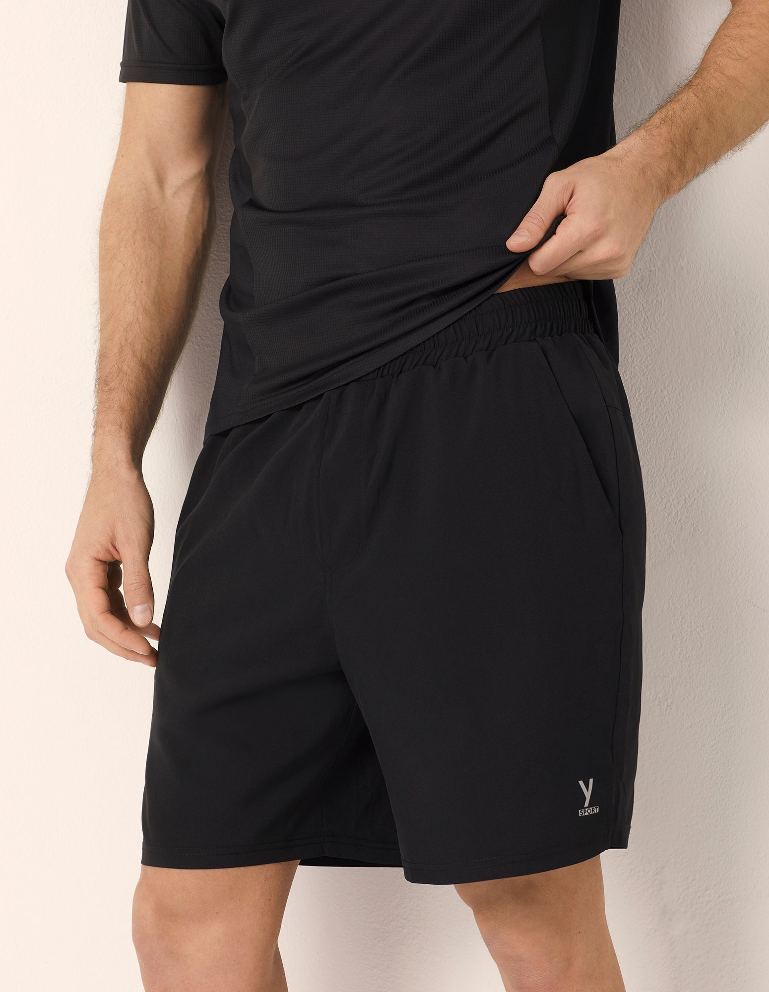 Bermuda materiale tecnico elasticizzato con logo Yamamay Sport