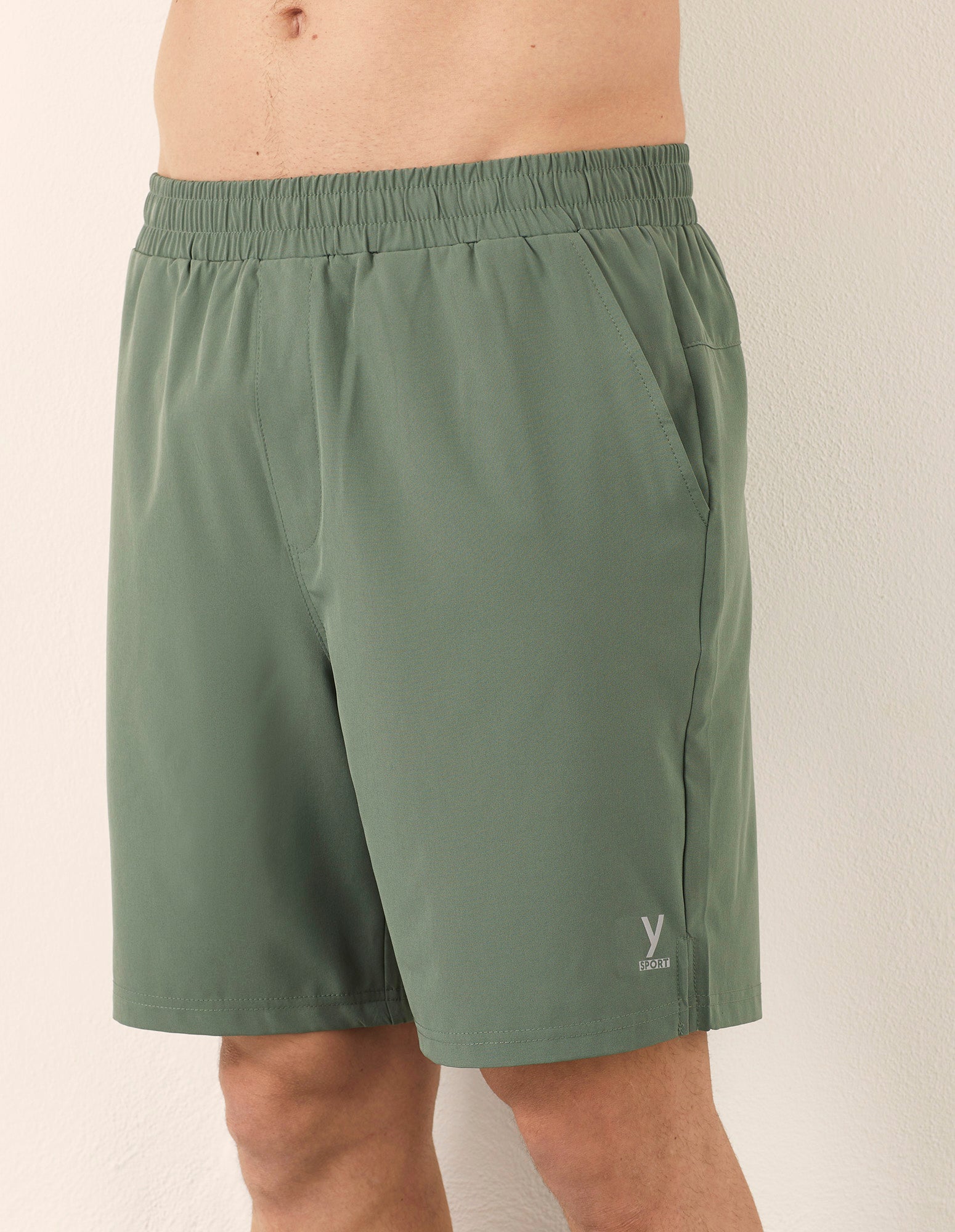 Bermuda materiale tecnico elasticizzato con logo Yamamay Sport