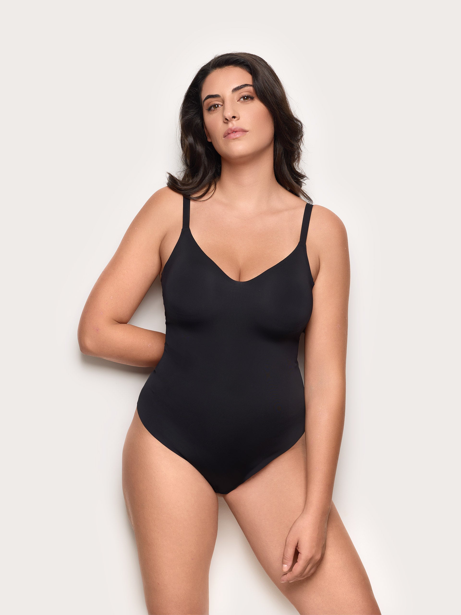 Body modellante light invisibile con coppe estraibili Superfine Shaping
