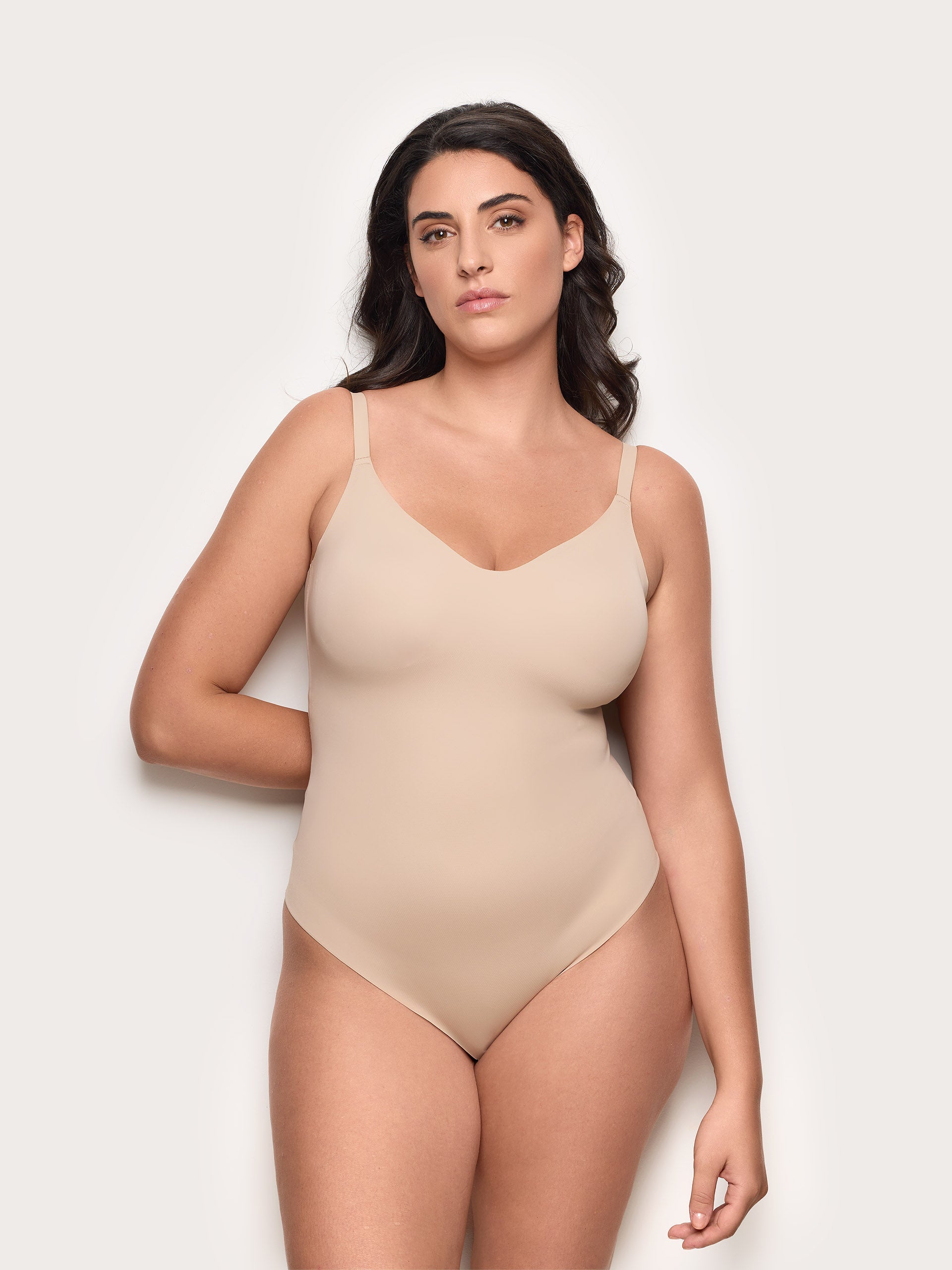 Body modellante light invisibile con coppe estraibili Superfine Shaping