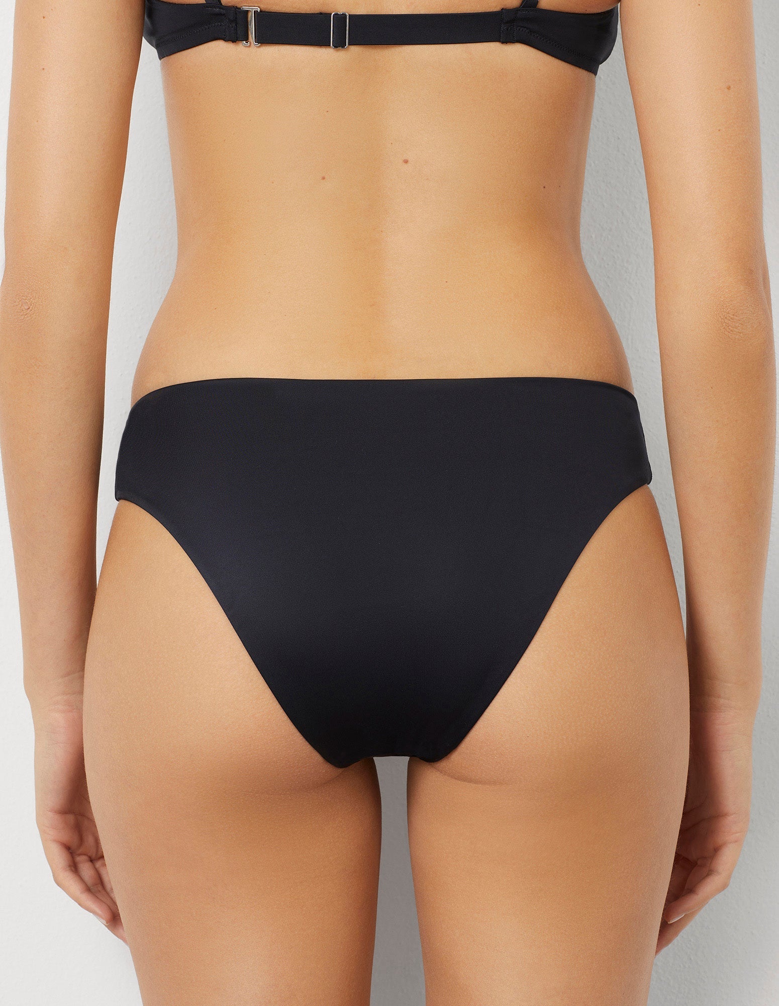 Costume slip medio Essentials