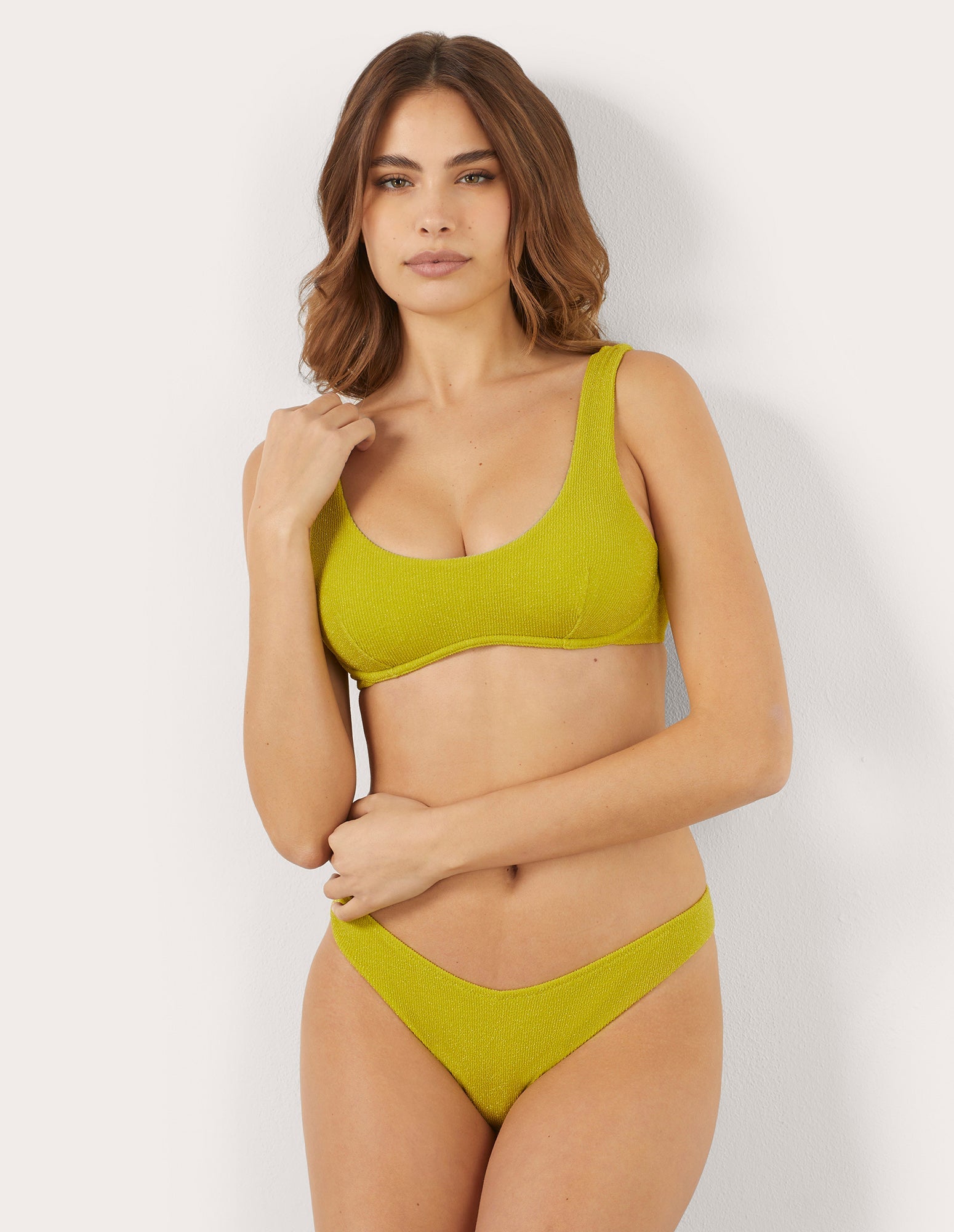 Costume a brasiliana da donna Brizzy
