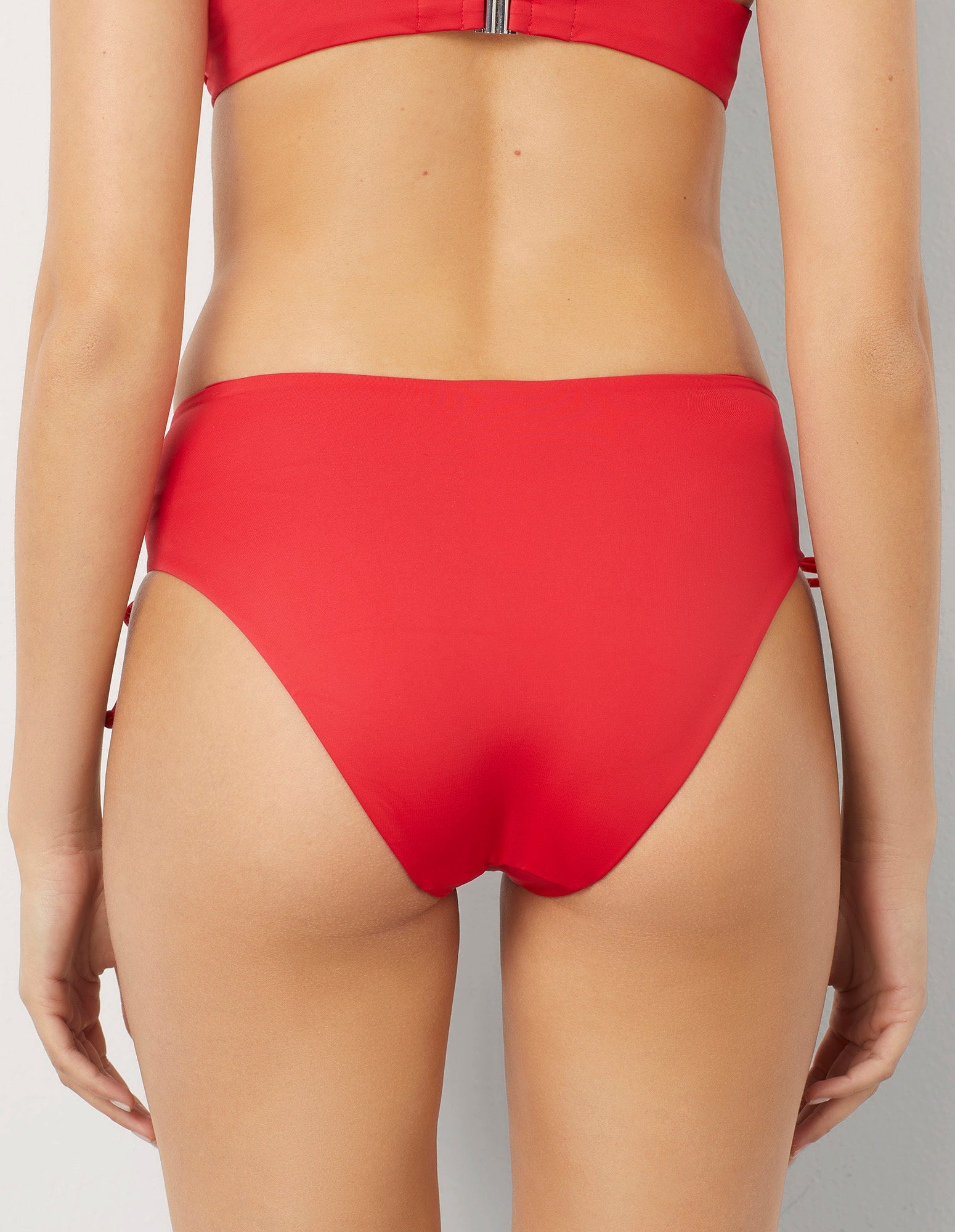 Costume slip alto Essentials