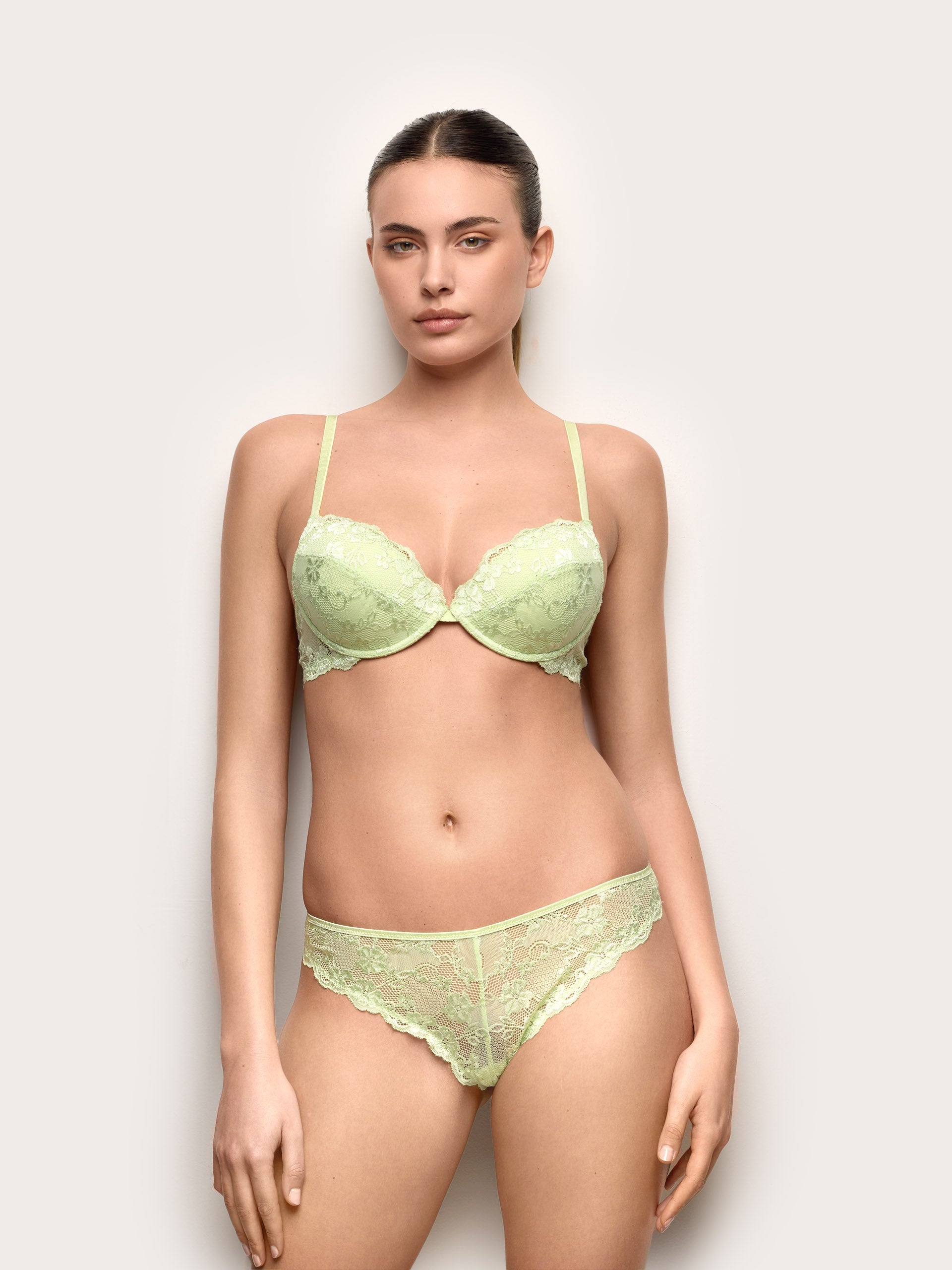 Brasiliana in pizzo - Primula Color