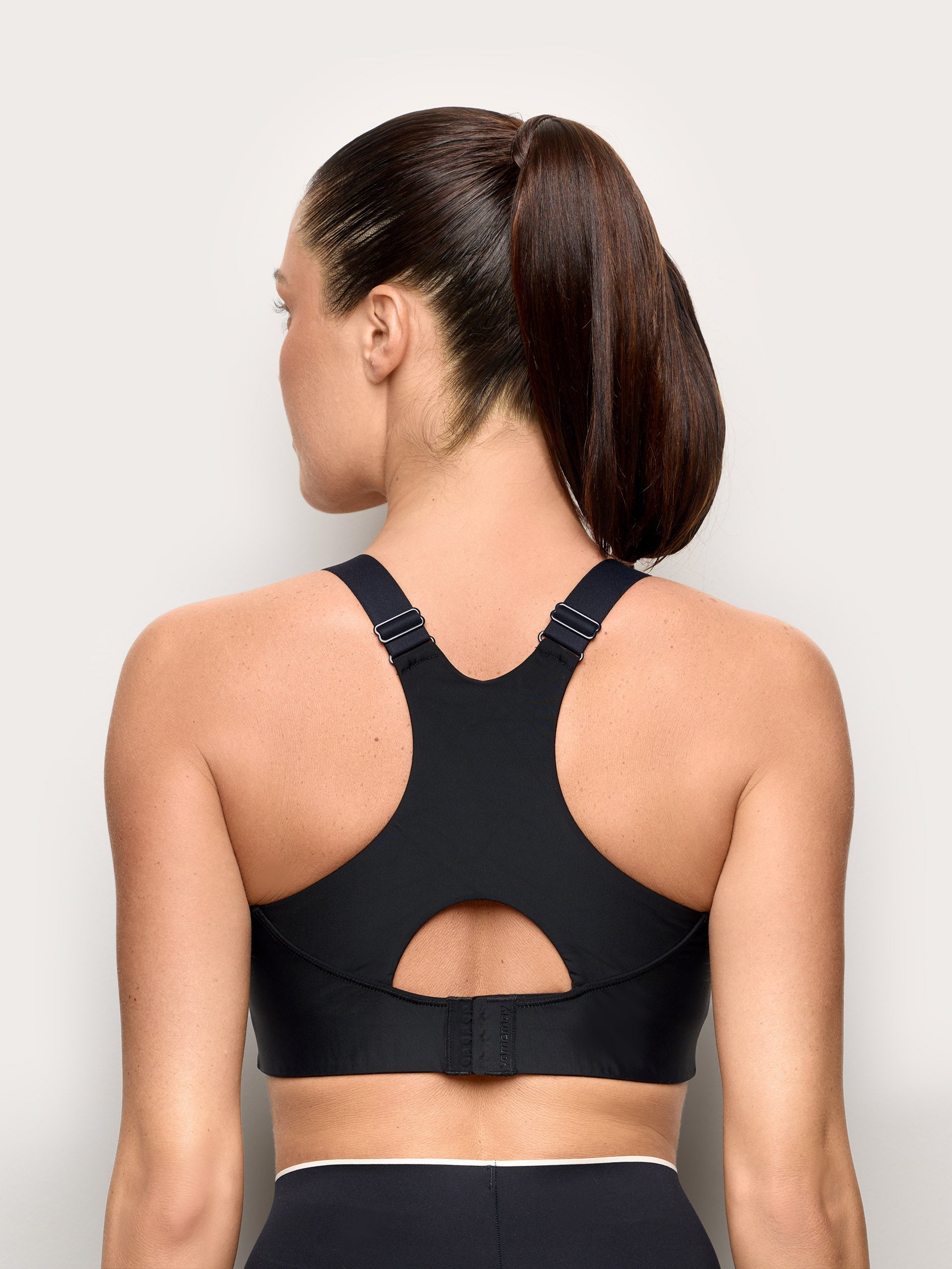 Top sportivo preformato  - Y-Sport