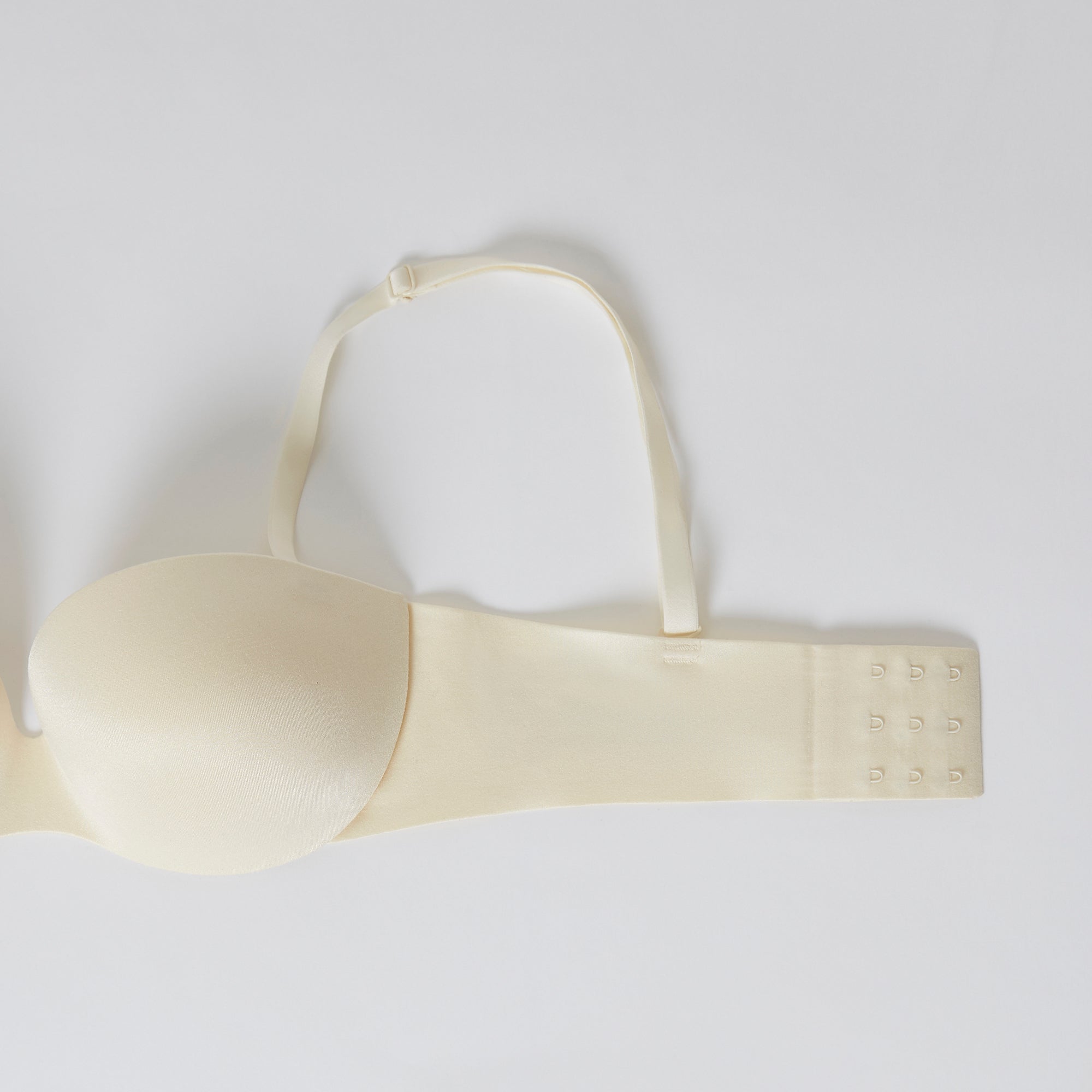 Fascia preformata con coppe differenziate - Principessa