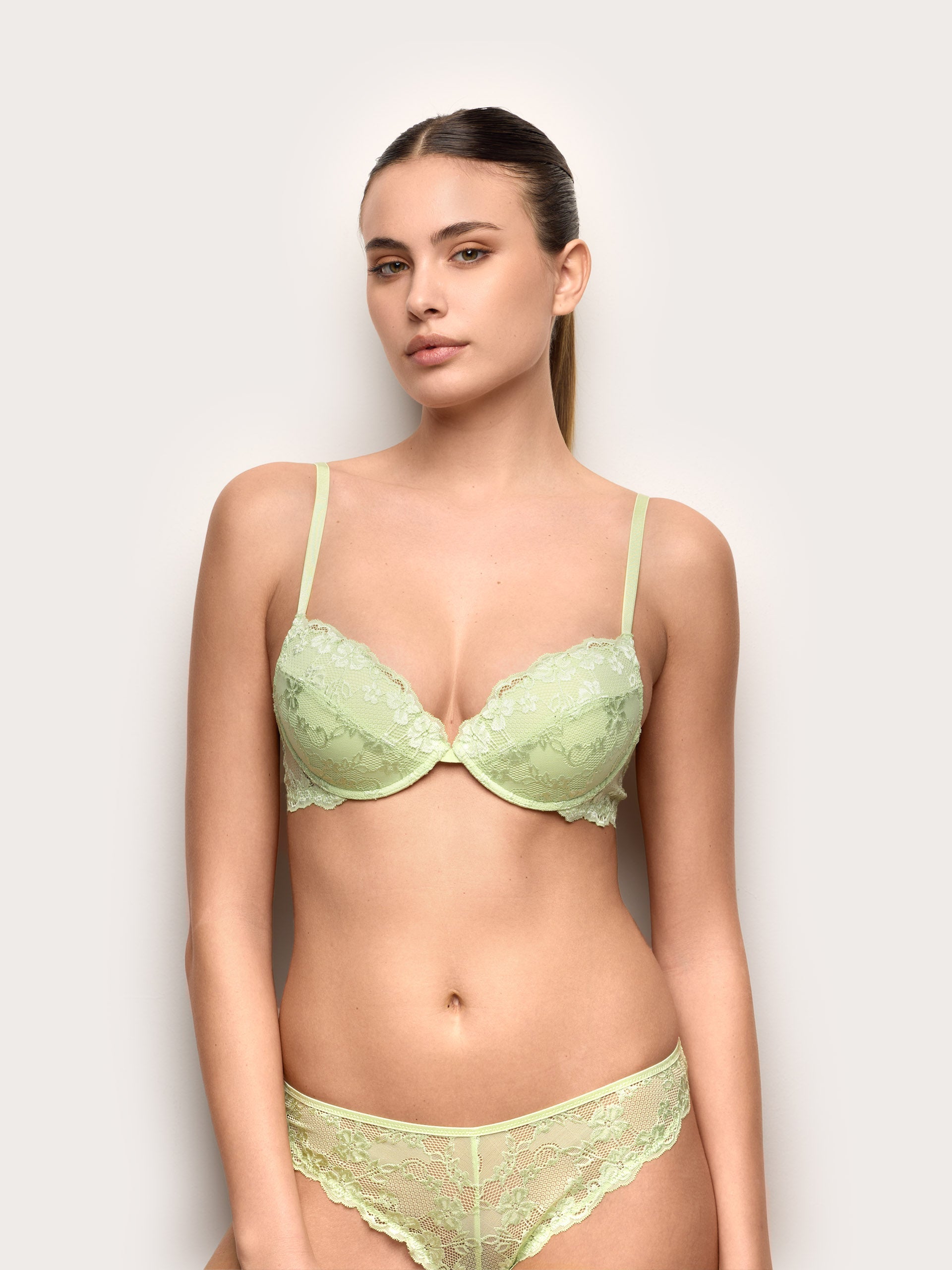 Push-up imbottito con ferretto in pizzo - Primula Color