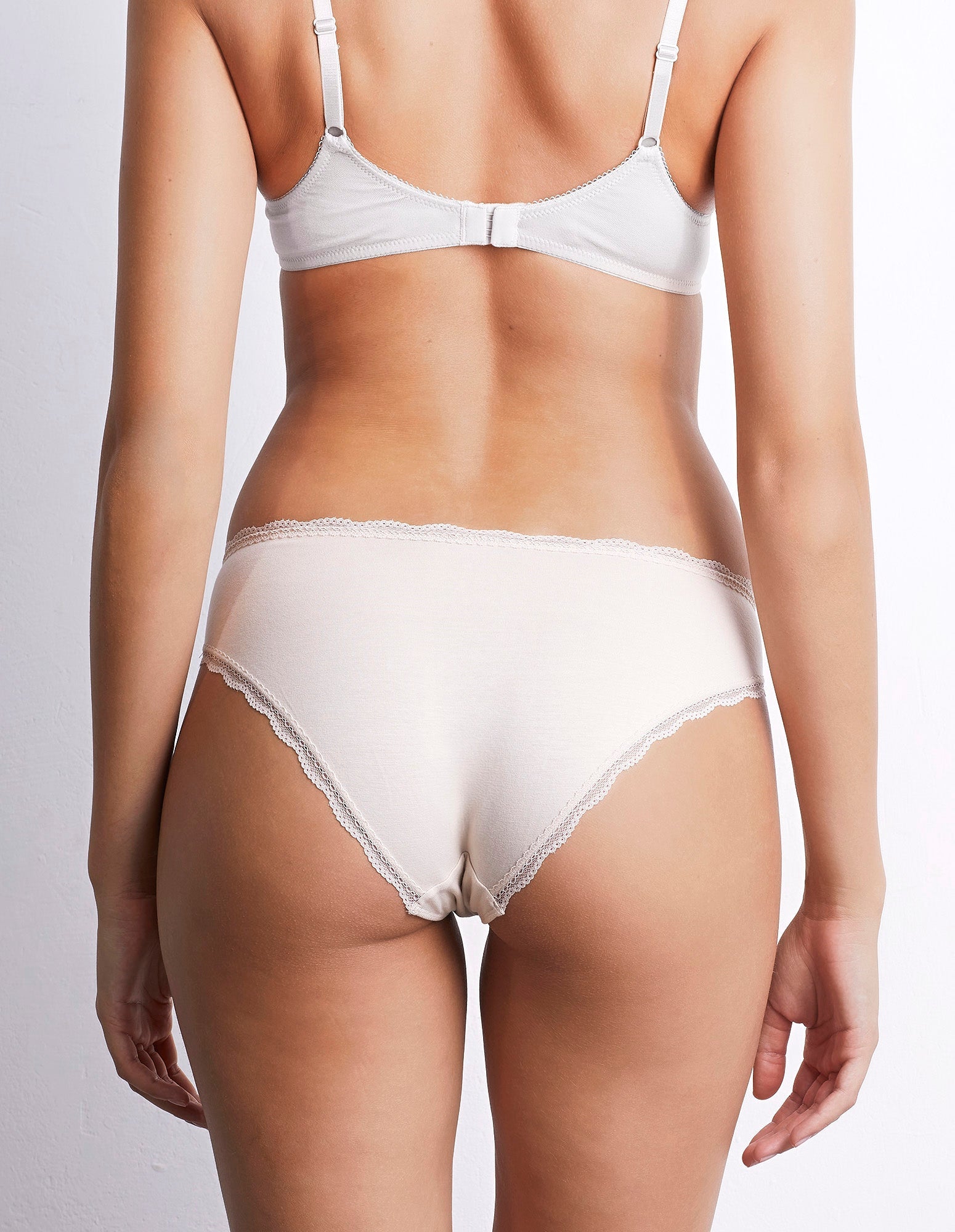 Slip - Vicky