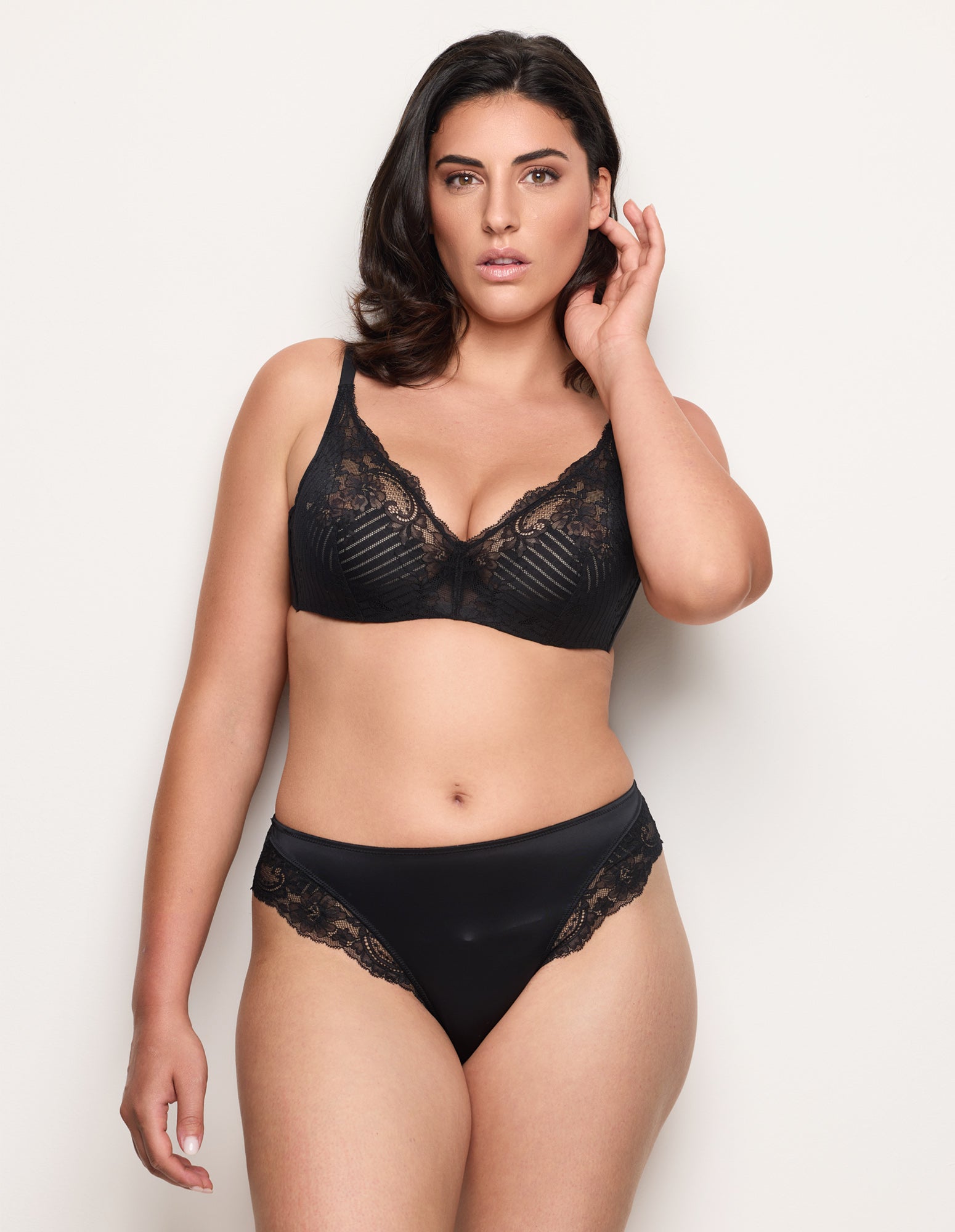 Slip vita media con dettagli in pizzo Malice